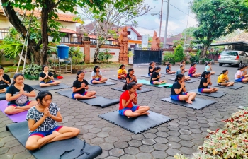 Kids Yoga Workshop at Tat Twam Asi Orphanage