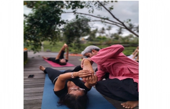 Yoga for Women with Green Field Ubud